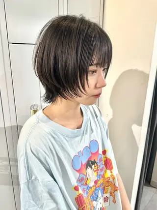 ショート レイヤー×縮毛矯正 深見 拓のヘアスタイル