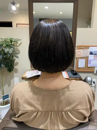 ミディアム 植野 世名のヘアスタイル