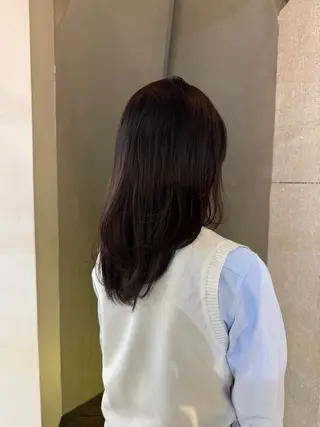 ミディアム 詩音 ／札幌美容師のヘアスタイル