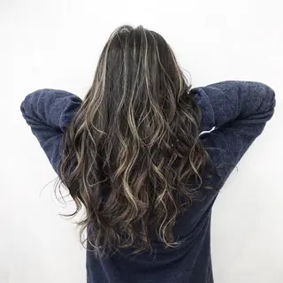 ロング カラー TATSUYA アートディレクターのヘアスタイル