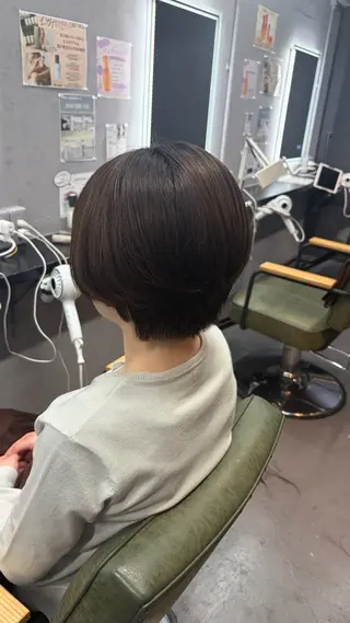 ショート やぶかみ りんのヘアスタイル