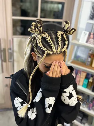 ヘアアレンジ 艶カラー🫧/シール エクステRYOKAのヘアスタイル