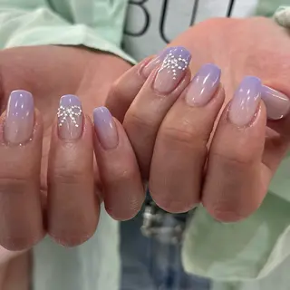 ネイル mikoto 🎀 艶々美フォルムのネイルデザイン