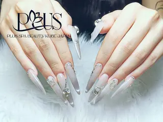 ネイル PLUSSPA VANのネイルデザイン