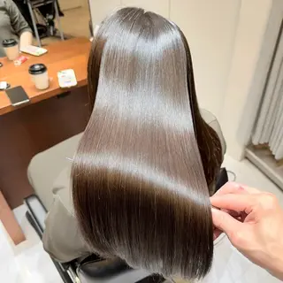 ロング 川邉 莉子のヘアスタイル