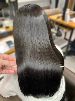 ロング パーマ 艶カラー✨️縮毛矯正 ×耳ツボ💠mamiのヘアスタイル