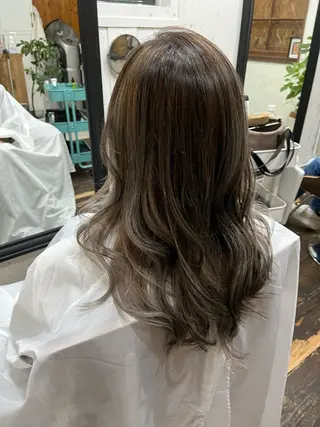 ロング 紙屋 隼人のヘアスタイル
