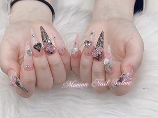 ネイル MoMoA Nail ネイル長さ出し専門店のネイルデザイン