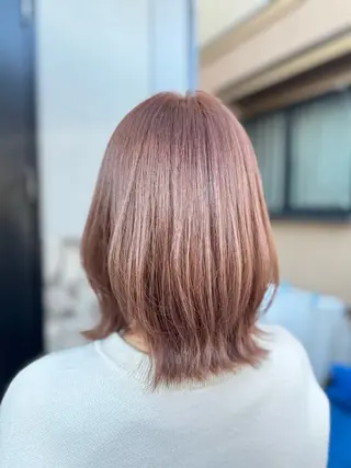 ミディアム amie by afloatのヘアスタイル