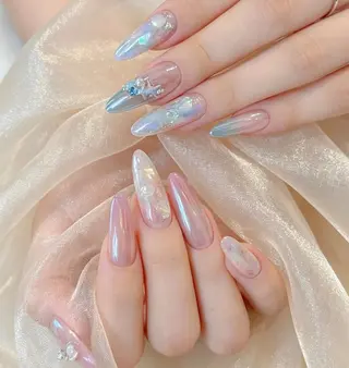 ネイル D-BEAUTY Nailsalonのネイルデザイン