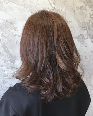 ミディアム 安岡 稜太のヘアスタイル