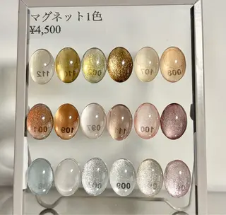 ネイル M. Saoriのネイルデザイン