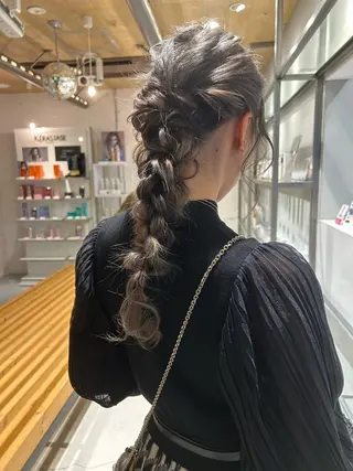 ヘアアレンジ Acchon/心斎橋 💚ダブルカラーのヘアスタイル