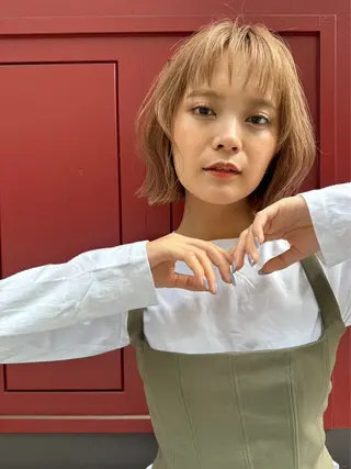 ミディアム Viot 銀座 樋口 桃佳のヘアスタイル
