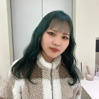 セミロング カラー JUURI- Shionのヘアスタイル