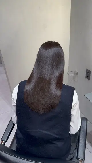 セミロング kurumi🎀 /髪質改善のヘアスタイル