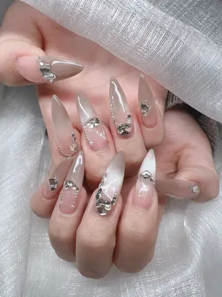 ネイル Lee Nails チップ長さだし専門店のネイルデザイン