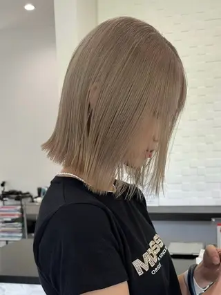カラー DEAN .杉浦/透明感カラーのヘアスタイル