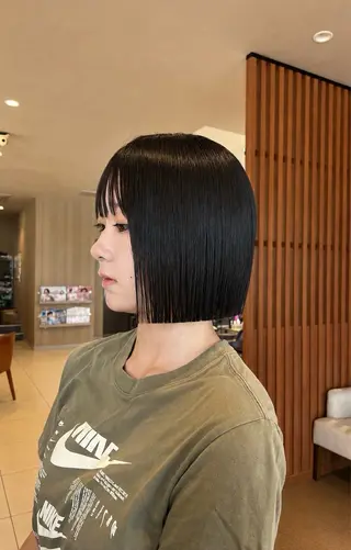 ショート T Akaneのヘアスタイル