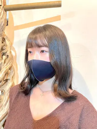 ミディアム 中野 ゆかのヘアスタイル