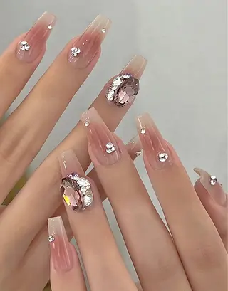 ネイル 🎀kira 長さだし💗モチ最高のネイルデザイン