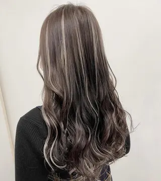 ロング naomi (夜間営業受付中★)のヘアスタイル