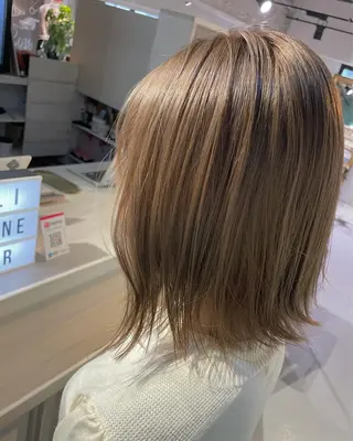 ショート カラー 🍊新宿南口🍊 ERINAのヘアスタイル