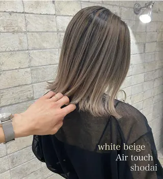 ミディアム カラー パーマ ヘアアレンジ メンズ キッズ ネイル マツエク・マツパ ハイライト、レイヤー カット/西梅田/中西のヘアスタイル