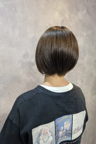 ショート 佐藤 璃咲のヘアスタイル