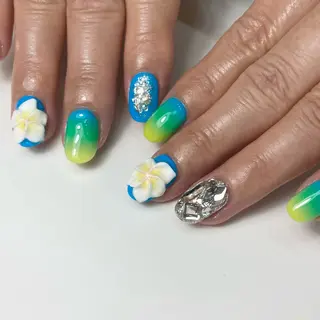 ネイル Legit nail salonのネイルデザイン
