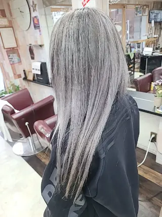 ロング TAKA✂️メンズ ◎艶サラ髪✨のヘアスタイル