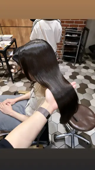 ロング カラー ヘアアレンジ 酸性縮毛矯正🧴韓国 レイヤー/髪質改善のヘアスタイル