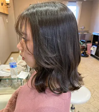 ミディアム 谷川 穂のヘアスタイル