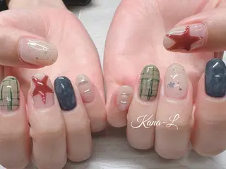 ネイル 芦辺 香奈のネイルデザイン