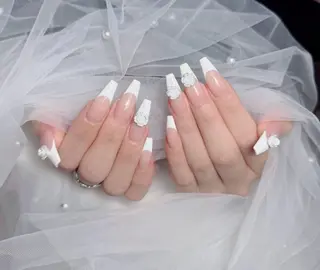 ネイル Lenie Nail Salonのネイルデザイン