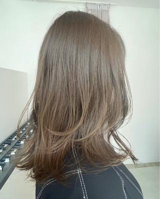 カラー Inity   森 千尋のヘアスタイル