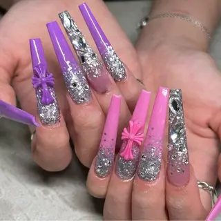 ネイル Nail salon 🖤Yuのネイルデザイン