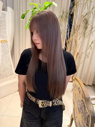 ロング カラー obje't cielのヘアスタイル