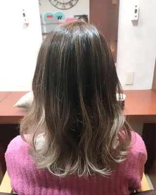 ミディアム カラー 松田 類生のヘアスタイル
