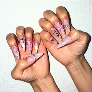 ネイル AZNAIL matsudaのネイルデザイン