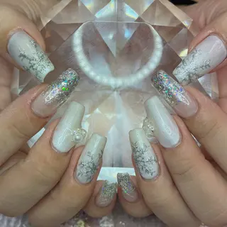 ネイル BlueDaisy 栄本店のネイルデザイン