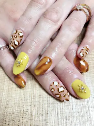 ネイル 安藤 Charlotteのネイルデザイン