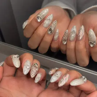 ネイル 💖𝓜𝓲𝓸 /7月予約受付中💖のネイルデザイン