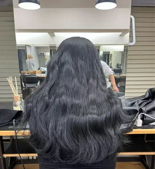 ロング カラー Airi 韓国y2k ハイレイヤーのヘアスタイル