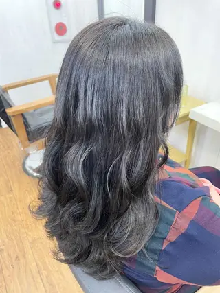 ロング 青木 優歩のヘアスタイル