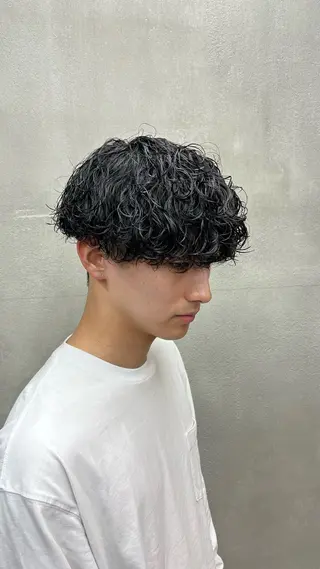 パーマ メンズ 岡本 悠聖のヘアスタイル