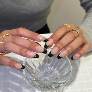 ネイル 横浜Nailist 𝜗𝜚春菜のネイルデザイン