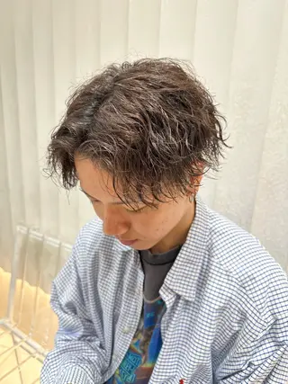 カラー パーマ メンズ 曲がる縮毛矯正/メン ズカット髪質改善のヘアスタイル