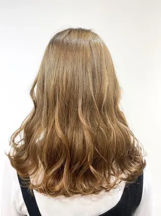 カラー ハルカ ・のヘアスタイル