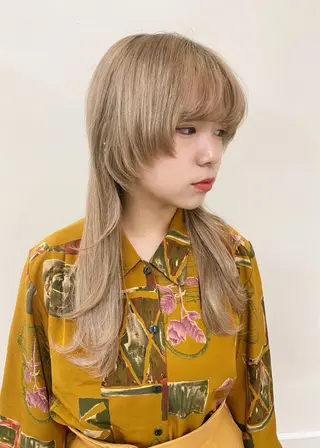 ミディアム カラー レイヤーウルフ エクステ磯部のヘアスタイル